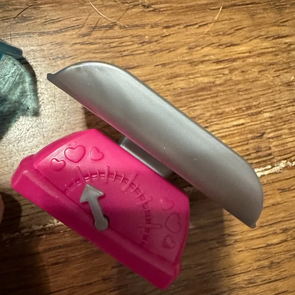 Barbie Chelsea puppies replacement newborn puppies, scale, tub, Carrier, lot